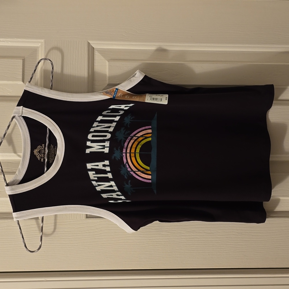 THEREABOUTS GIRLS BLACK AND WHITE SANTA MONICA TANK TOP SIZE LARGE